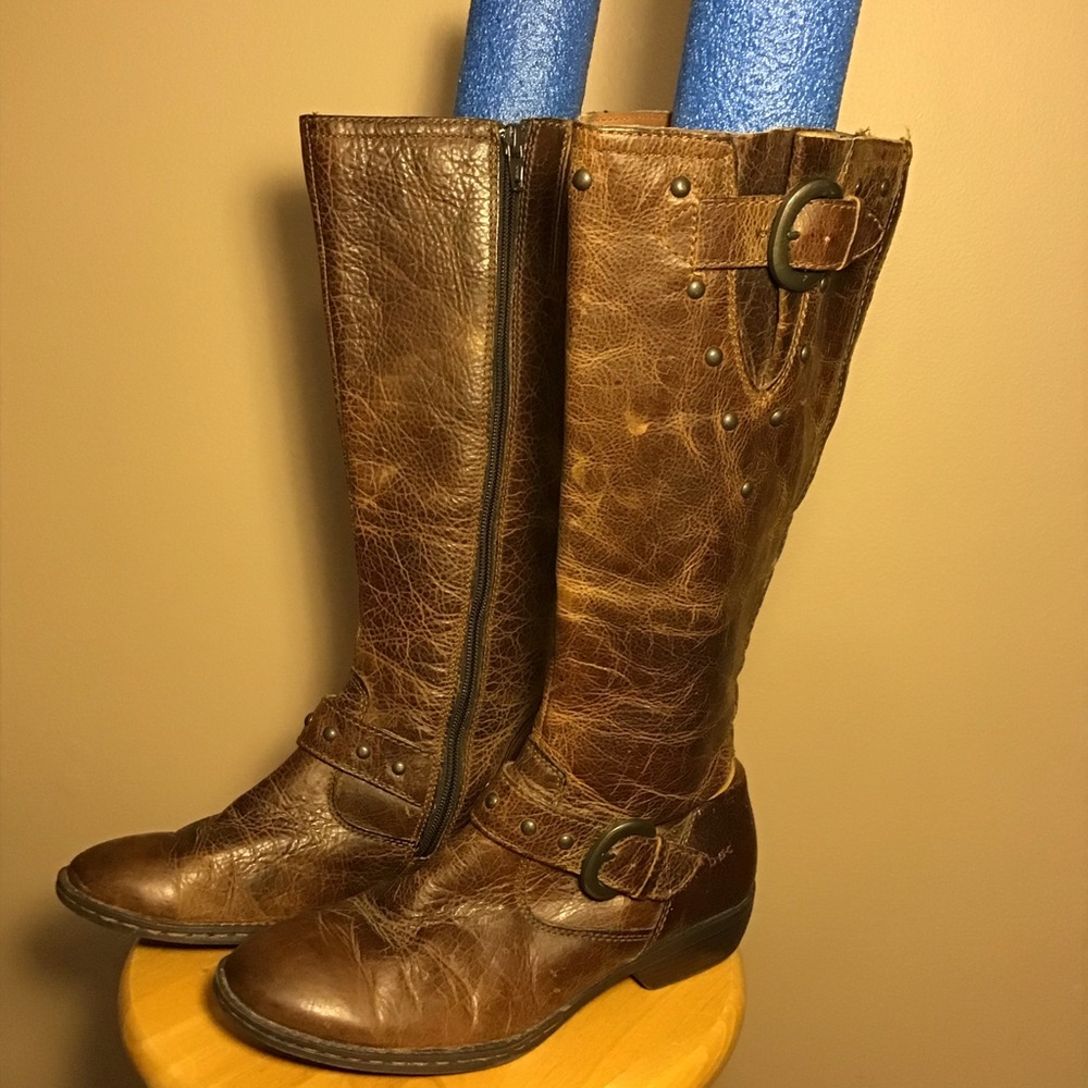 Boc born brown leather pebbled riding boots size 6
